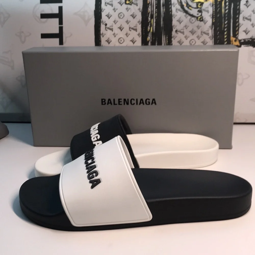 Balenciaga Men’s Logo Mismatched Slide Sandals | Size 8 | New Authentic